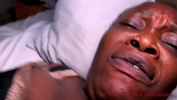 Mama Helen'In Götü Iyice Açılıyor, Amı Pov'Dan Sikle Dolduruluyor.