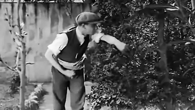 Retro Bir Hisle Açık Hava Anal Sikişi
