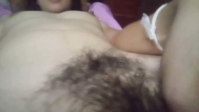 Sevimli Asyalı Amatörün Ev Yapımı Videosu Popo Oyununu Ve Parmaklamayı Içeriyor