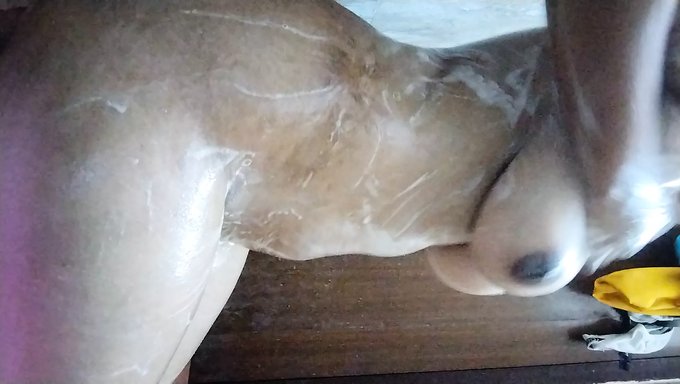 Desi Teyzenin Ev Yapımı Videosu Sıcak Seks