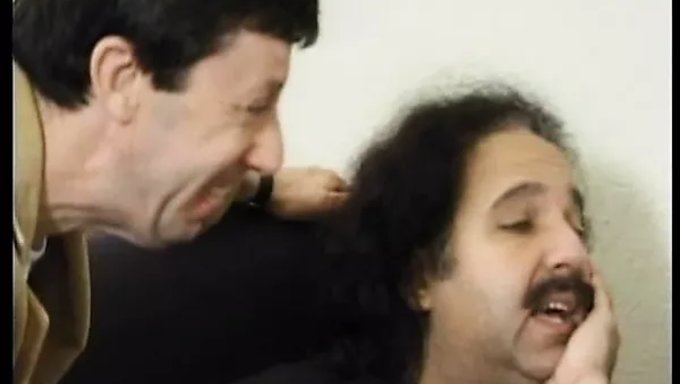 Avrupa Pov: Sarışın Üvey Kız Kardeş Komşusuyla Seks Yaparken Yakalandı