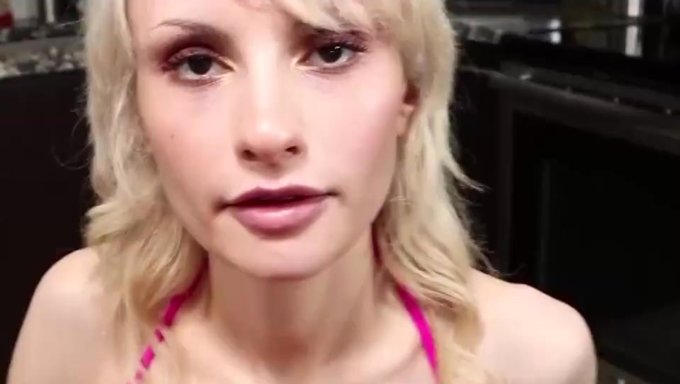 Teasepov: April Love'In Büyük Yarağı El Işi Ve Yarak Oyunu