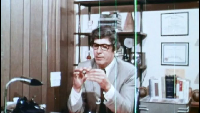 1971 Tam Film: Psikiyatrist