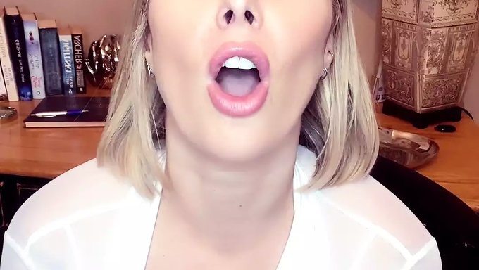 Paige Turnah'In Büyük Poposu Bu Ev Yapımı Videoda Tamamen Sergileniyor