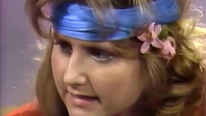 Sıcak Bir Bebekle Cowgirl Sürüşü