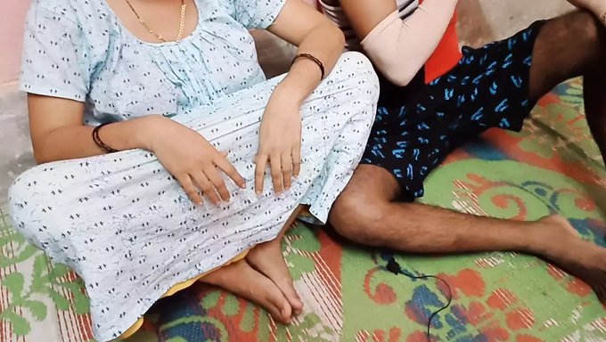 Genç (18+) Kocası Tarafından Beceriliyor