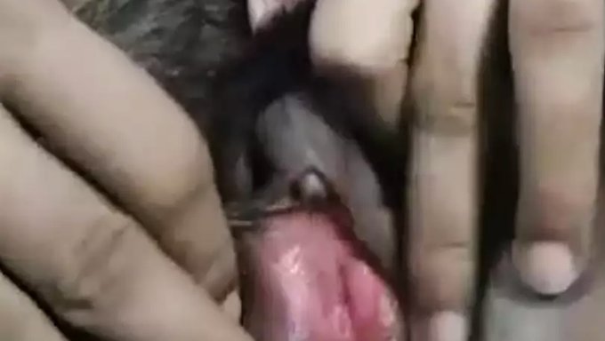 Asyalı Genç Kızın Islak Ve Vahşi Solo Oyunu