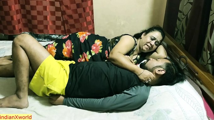 Hintli Milf Ve Genç Adam Bdsm Ve Sert Seks Yapıyorlar