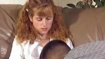 Tıraşlı Amcık Ve Delinmiş Klitoris: Sıcak Ve Azgın Bir Deneyim