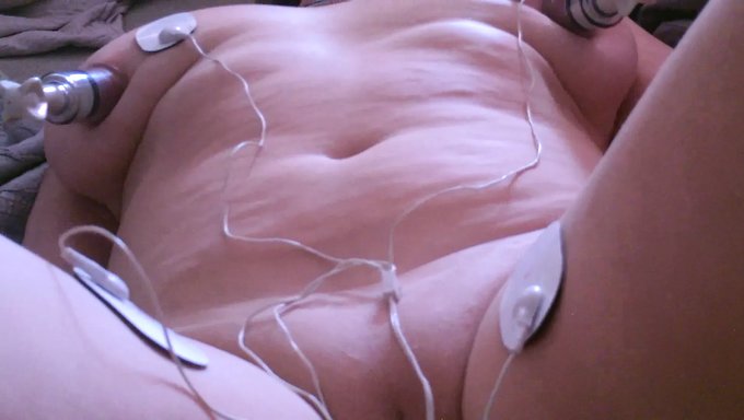 Anal Ve Aşağılama: Bdsm Göğüsler Ve Işkence