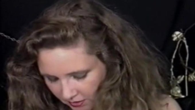 Kirli Alman: Renee Summers Büyük Porno Videosunda