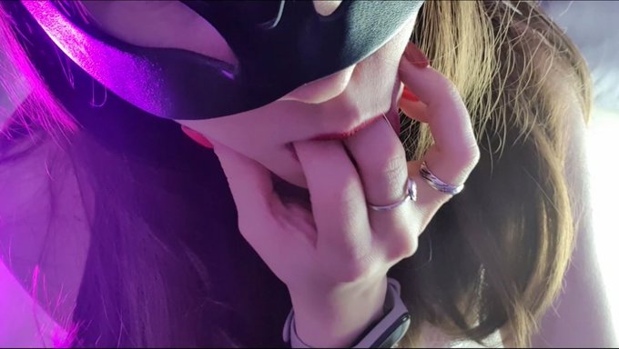 Rus Karısı Bdsm Sevgilisiyle Büyük Poposunu Paylaşıyor