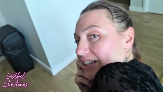 Babamın Yarağını Amına Aldı, Benim Değil