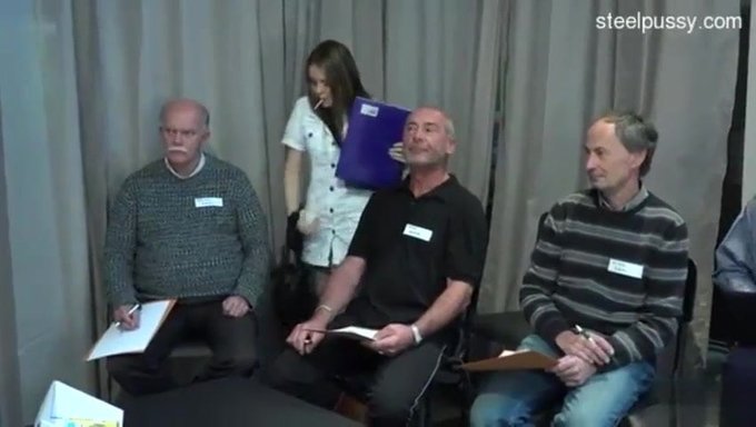 Timea Bella'Nın Bu Grup Seks Videosunda Çete Tarafından Sikişini Izleyin