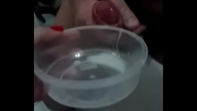 O Tam Bir Seks Manyağı, Pis Meni Içen Latin Bomba Penelope, Ağzına Boşalıyor.