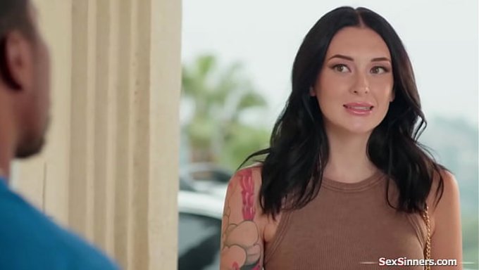 Baldız Fantezisi, Ağızdan Alıp Göt Yalama Pornosuna Dönüşüyor.